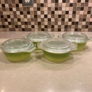Set of 4 Vintage/Retro Anchor Hocking Pyrex Avocado Green 12oz Casserole w/lids